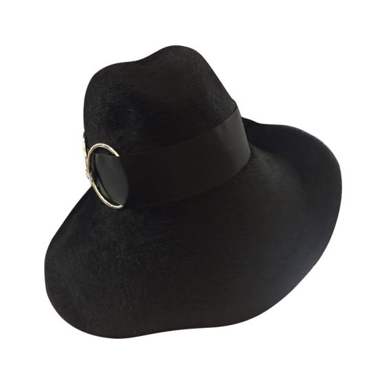 cappello-a-tesa-larga-nero-con-anello-by-Grevi-da-Antica-Cappelleria-Troncarelli-Roma